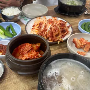 이가소머리국밥 대표 사진