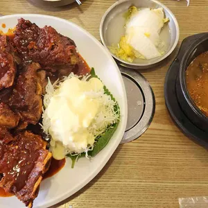 신동궁 감자탕 대표 사진