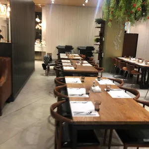 더파티 리뷰 사진