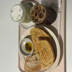 플랫메이트 사진