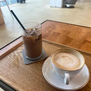 그레이브릭스커피 대표 사진