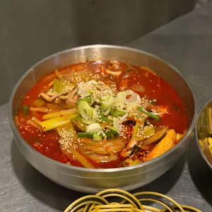 반지하 사진