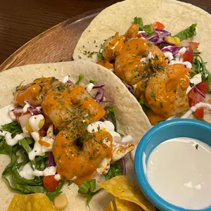 이터스 리뷰 사진