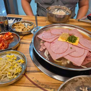 이태리부대찌개 사진