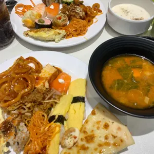 애슐리퀸즈 사진