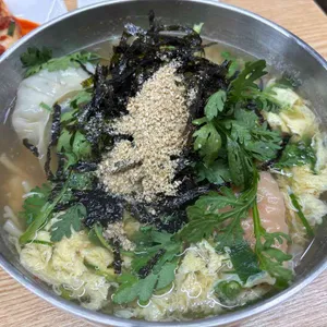 성화칼국수 사진 1