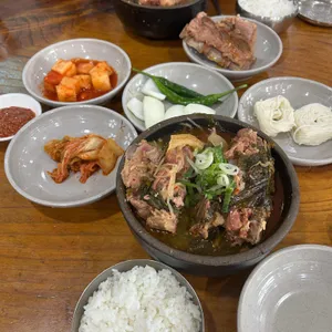 최뼈다구해장국 사진 1