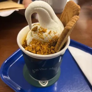 샬로우커피 사진