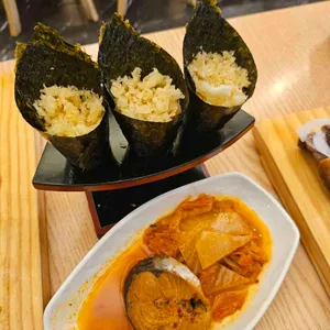 청화초밥 사진