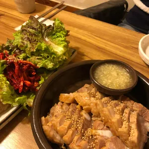 택대리네 인사동마늘보쌈 사진 1