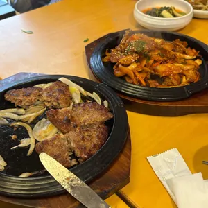 청국장과보리밥 사진