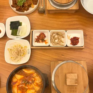 하루솥밥 사진 1