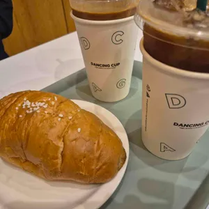 댄싱컵 사진