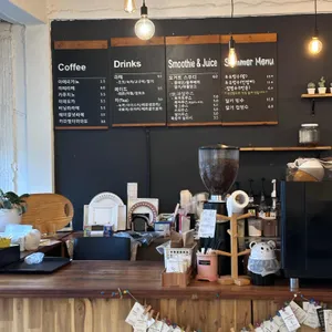 크루아상앤드 리뷰 사진