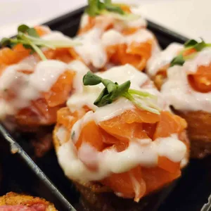 육회바른연어 사진