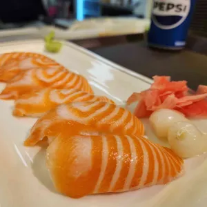 육회바른연어 사진