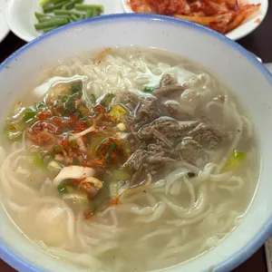 명륜 손칼국수 사진