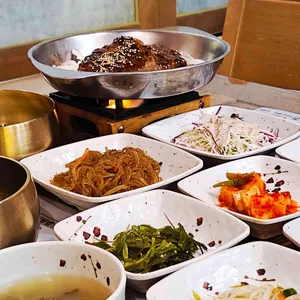 꽃담집 사진 1