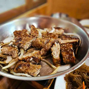 꽃담집 사진
