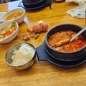 맷돌순두부 대표 사진