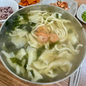 장터국시방 사진