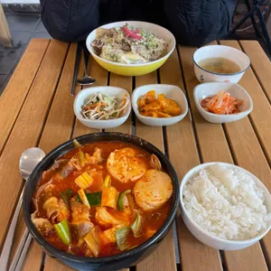 만다 대표 사진