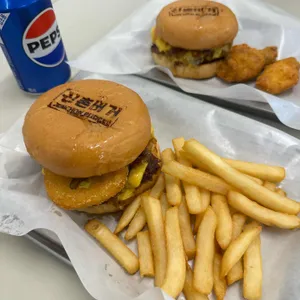 신촌버거 사진