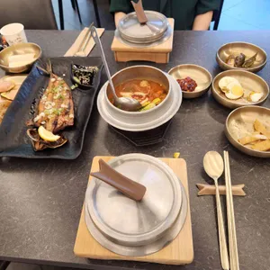 점심엔 상무밥집 24시 사진
