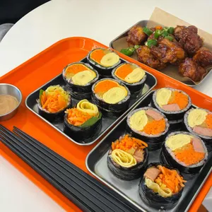 홀스 김밥&닭강정 사진