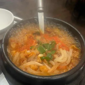 옛날솥뚜껑삼겹살 대표 사진