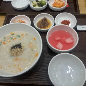 본죽&비빔밥cafe 사진 2