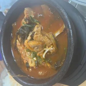 돼지네감자탕 대표 사진