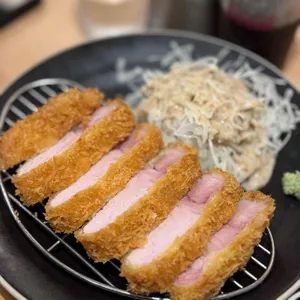 카츠 옳음 사진