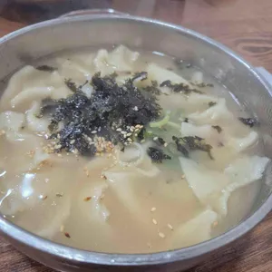 홍두깨손칼국수 사진 1