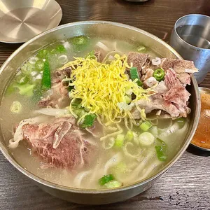 평이담백뼈칼국수 사진