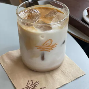 더네스트커피 사진