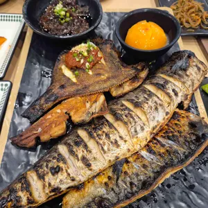 달빛에구운고등어 사진