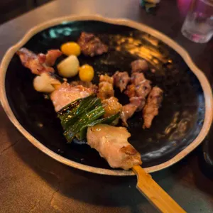 토리아에즈 사진