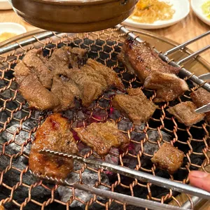 제주본 참숯불갈비 사진