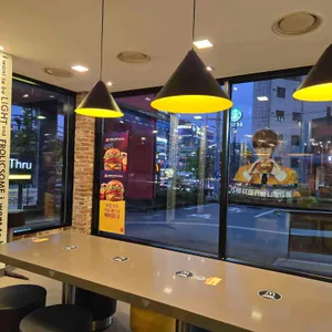 맥도날드 리뷰 사진