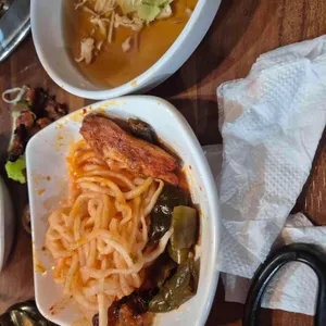 운악막국수숯불닭갈비 사진