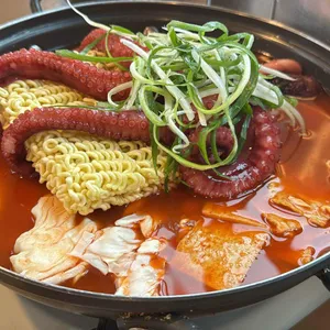 떡하니 문어떡볶이 사진 1