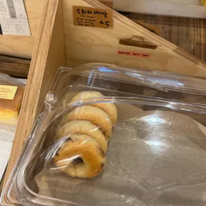 본딩마켓 대표 사진