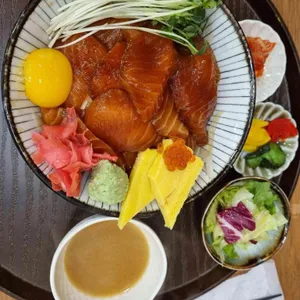 감,동 대표 사진