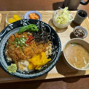 식당사월에 사진