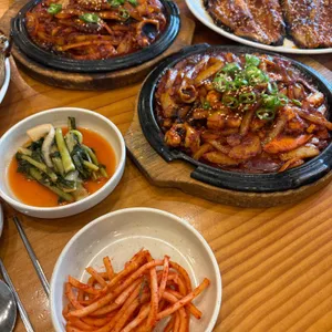 봄솔보리밥 사진 1