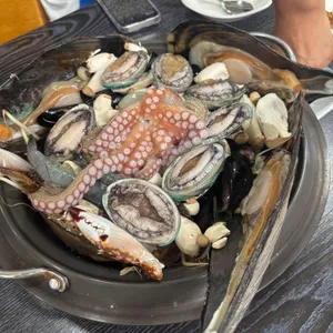 기쁨이네 해물탕&돌솥밥 사진 1