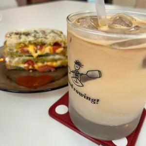 로잉커피 사진 1