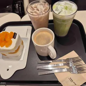 투썸플레이스 사진