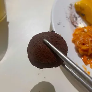 애슐리퀸즈 사진